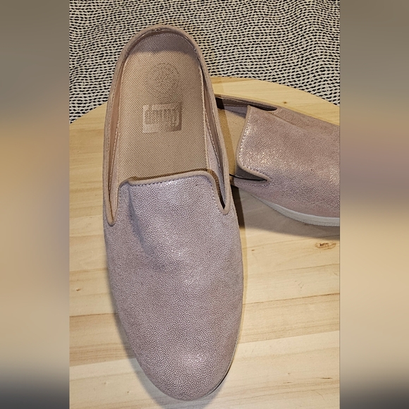 Size 7.5 FitFlop Rose Gold Suede Superskate Mule/Slide - Picture 1 of 11